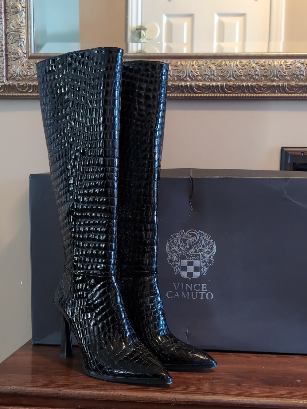 Vince Camuto Pelsna Glazed Croc, Leather Boots Sz 9